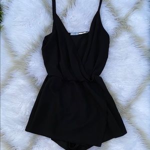 URBAN OUTFITTERS BLACK ROMPER
